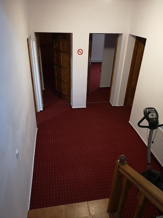 Casa Bondia Villa Pârâul Rece Eksteriør billede